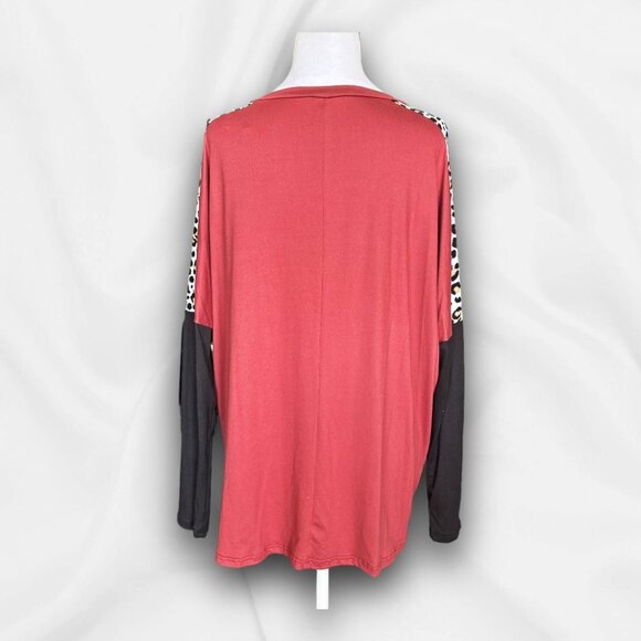 *NEW* Haptics Soft Tunic with Animal Print - Small Boho, Cozy, Athleisure, Casua - Picture 3 of 7